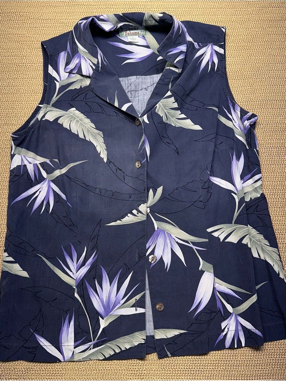 Tommy Bahama  100% SilkNavy Sleeveless Tropical Floral Button-Up Top
